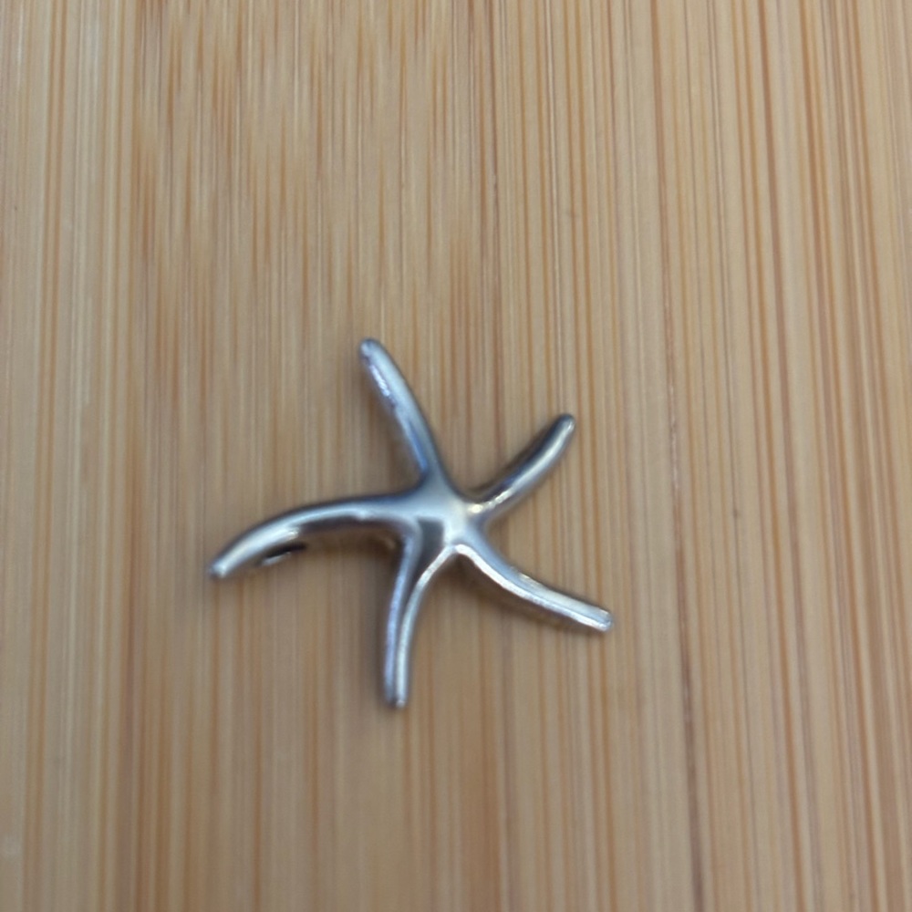 Vintage Sterling Silver Starfish pendant